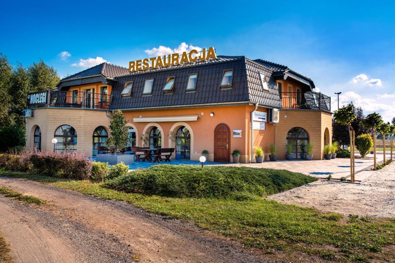 Lawendowy Ogrod Otel Brzeg Dış mekan fotoğraf