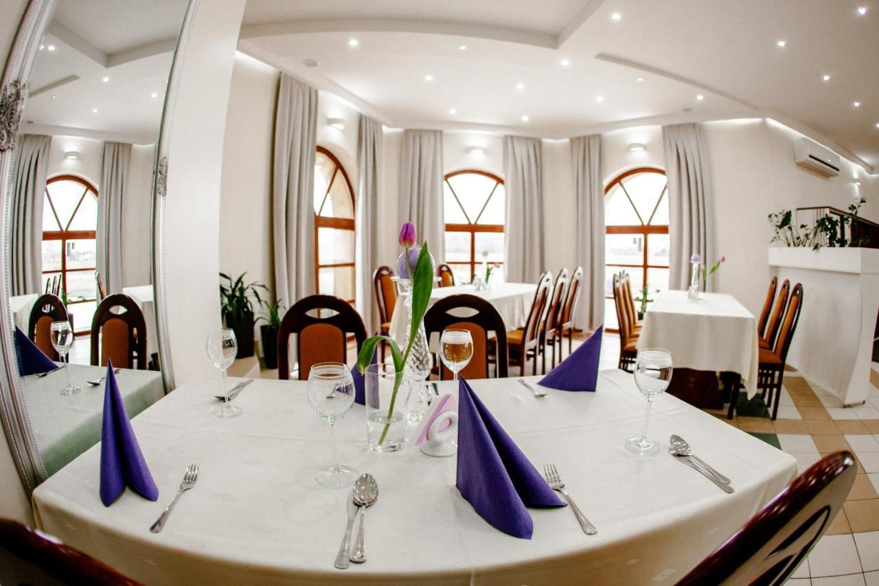 Lawendowy Ogrod Otel Brzeg Dış mekan fotoğraf